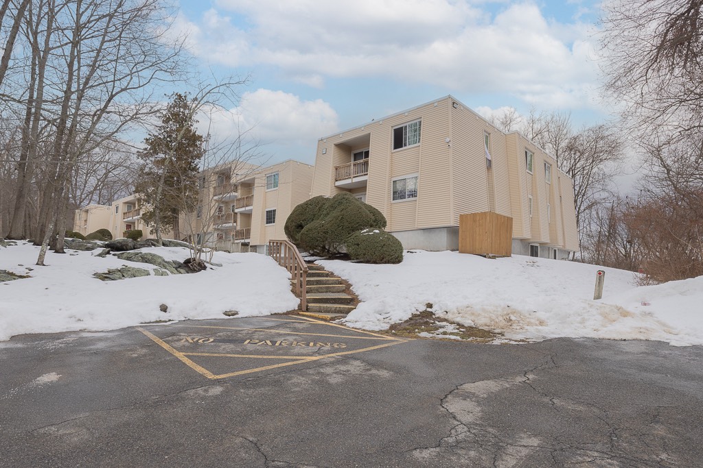 #1 photo, 506  Fox Run Lane, Carmel , NY 10512