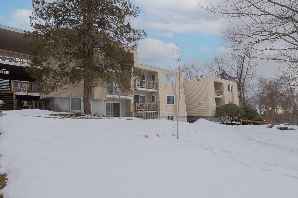 #17 photo, 506  Fox Run Lane, Carmel , NY 10512