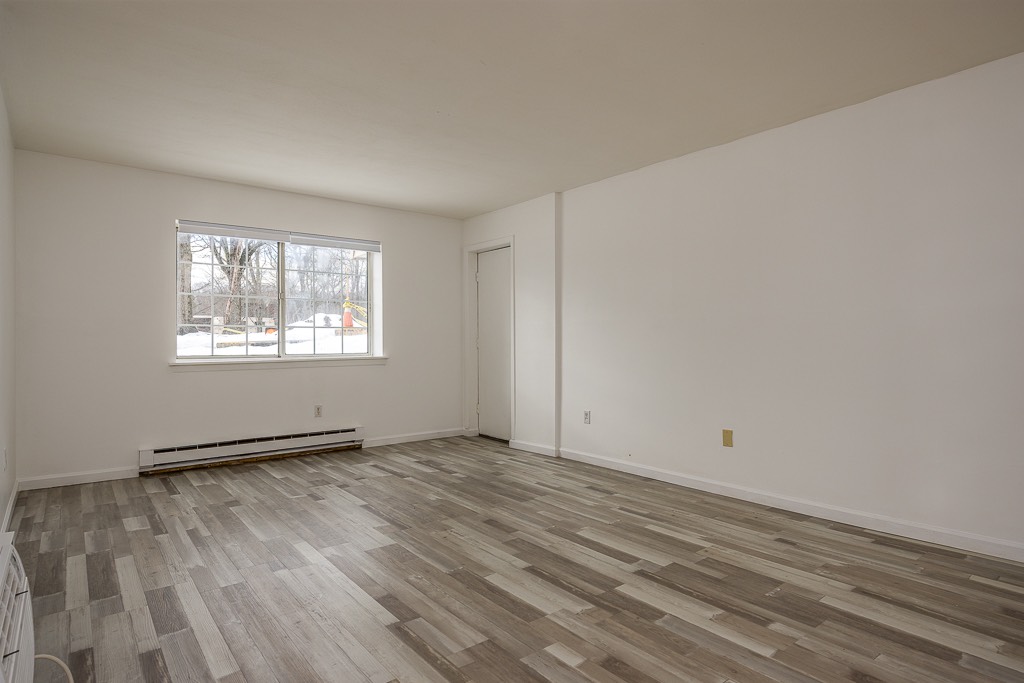 #3 photo, 506  Fox Run Lane, Carmel , NY 10512