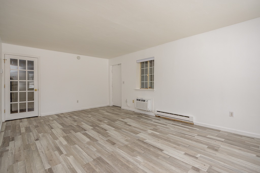 #6 photo, 506  Fox Run Lane, Carmel , NY 10512