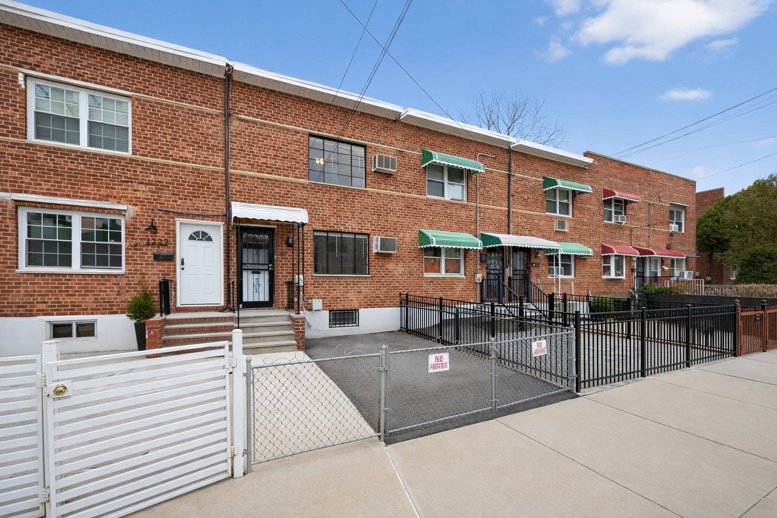 #2 photo, 1231 East 223rd Street, ब्रोंक्स Edenwald , NY 10466