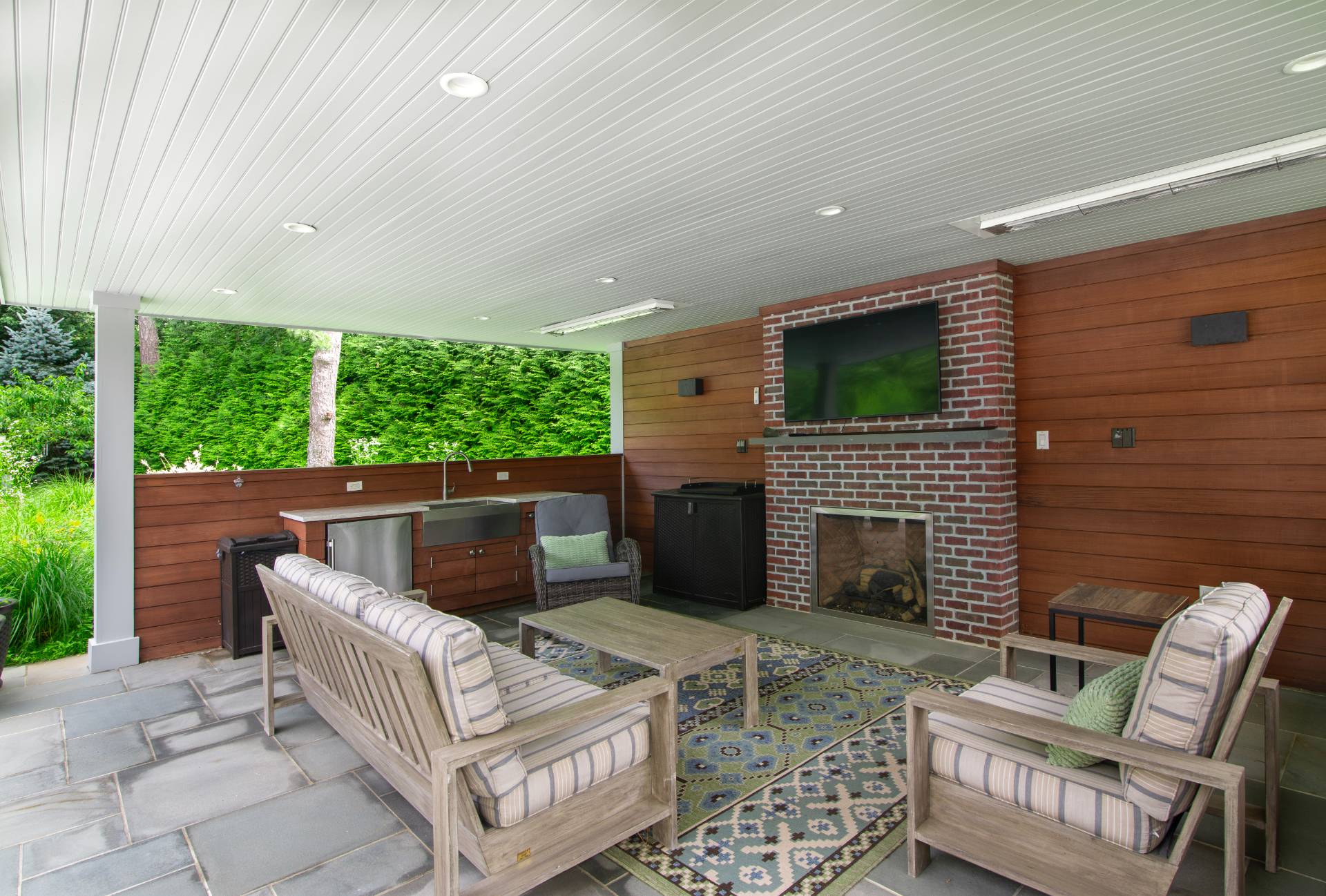 #16 photo, 97  SPRING CLOSE HWY, East Hampton , NY 11937