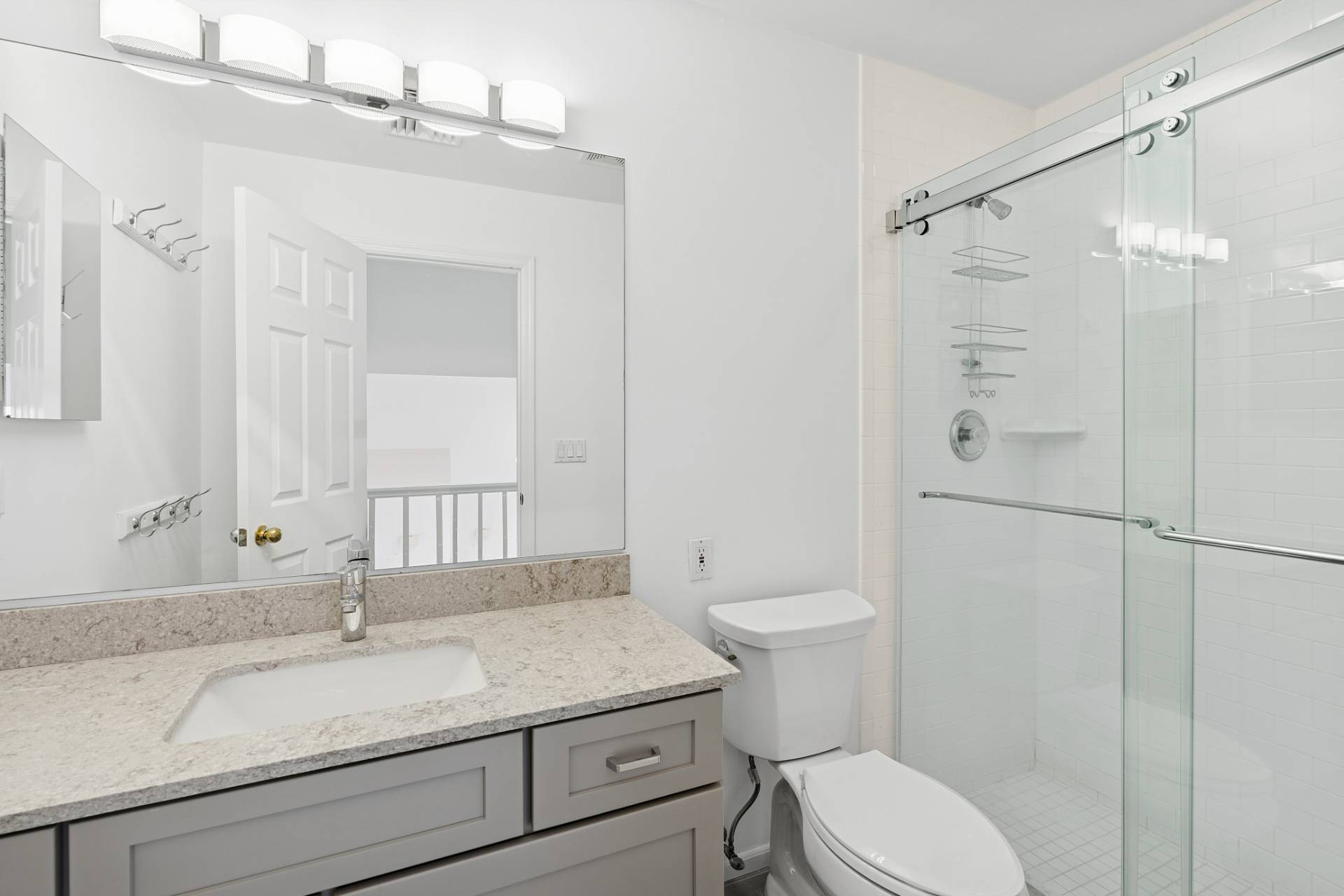 #21 photo, 97  SPRING CLOSE HWY, East Hampton , NY 11937