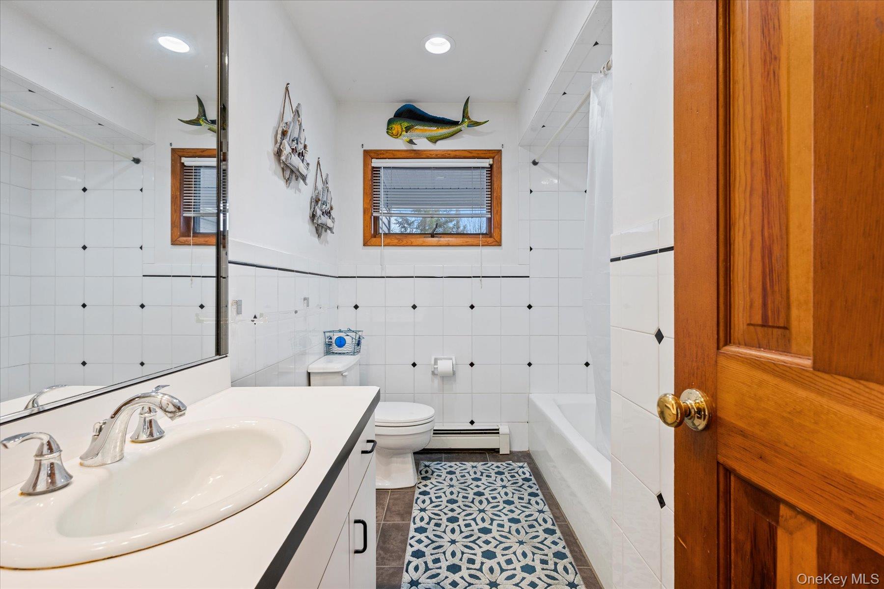 #16 photo, 214 Pipe Stave Hollow Road, Mount Sinai , NY 11766