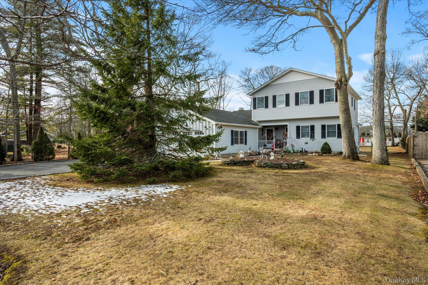 #3 photo, 214 Pipe Stave Hollow Road, Mount Sinai , NY 11766