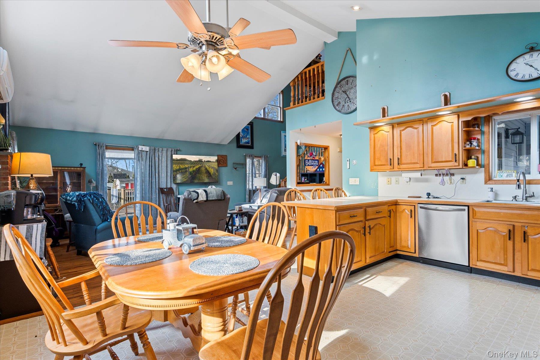 #7 photo, 214 Pipe Stave Hollow Road, Mount Sinai , NY 11766