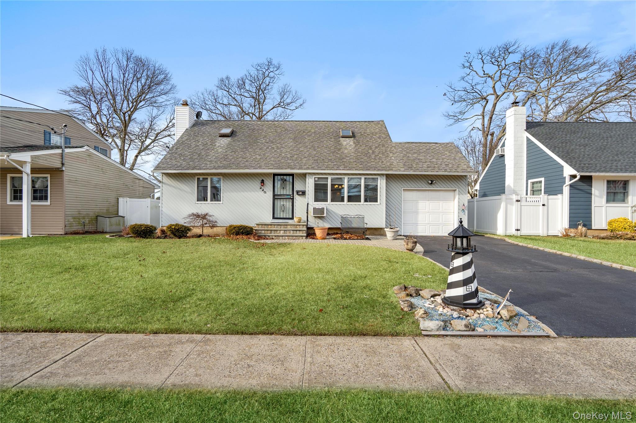 #1 photo, 220 Belvedere Drive, Massapequa Park , NY 11762
