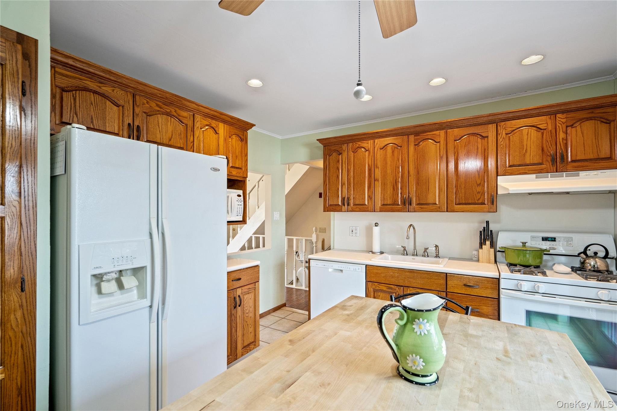 #12 photo, 220 Belvedere Drive, Massapequa Park , NY 11762