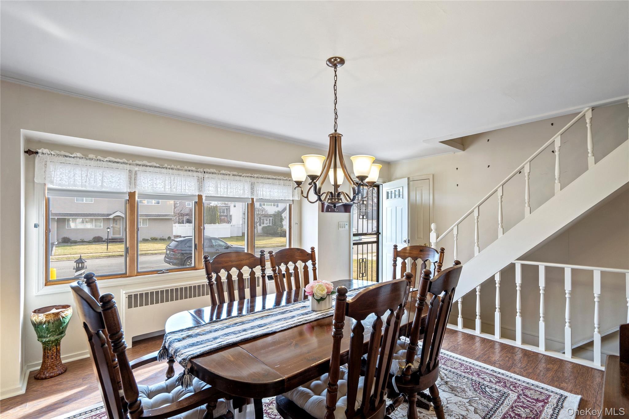 #7 photo, 220 Belvedere Drive, Massapequa Park , NY 11762