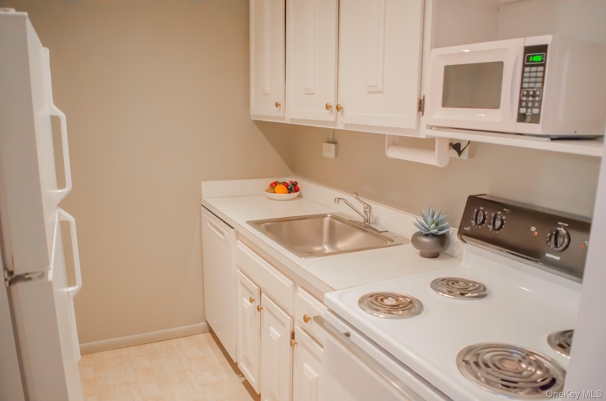 #15 photo, 160 Academy Street, Poughkeepsie , NY 12601