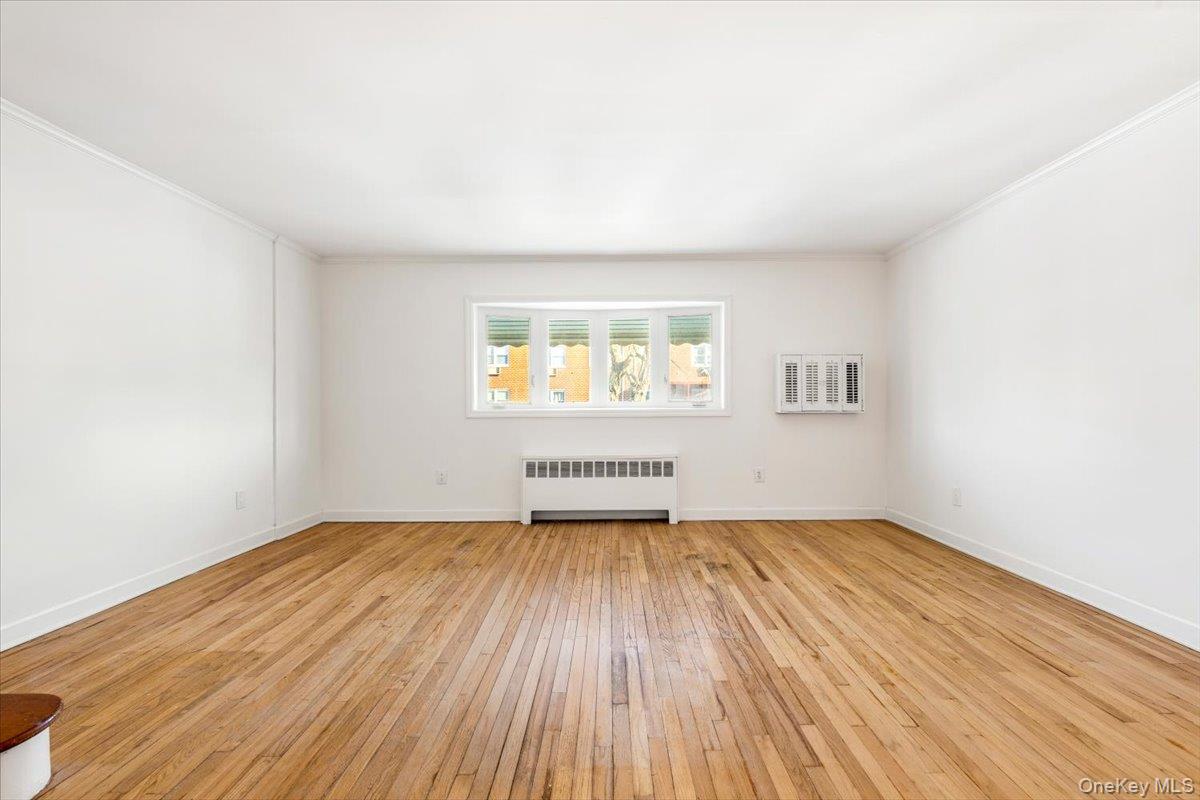 #13 photo, 238A Throggs Neck Boulevard, Bronx , NY 10465