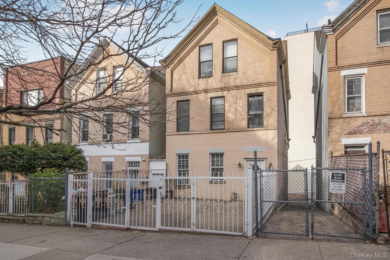 #1 photo, 292 Wadsworth Avenue, New York (Manhattan) , NY 10040