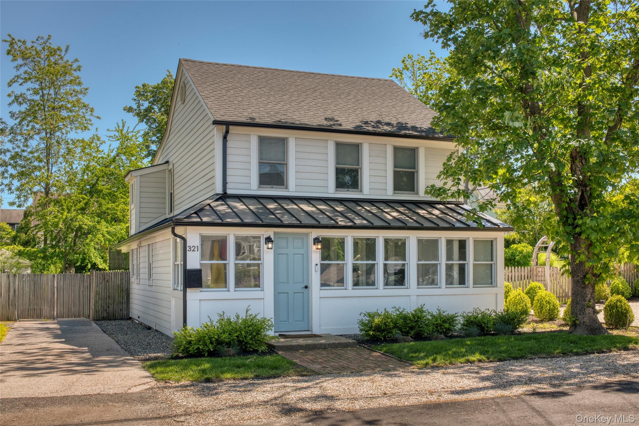 #1 photo, 321 Bridge Street, Greenport , NY 11944