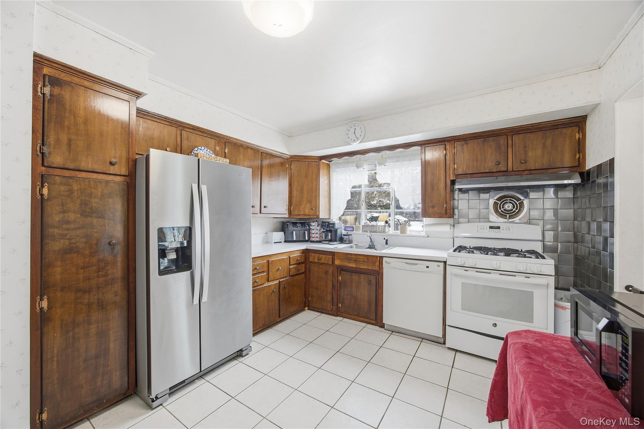 #12 photo, 12 Viola Drive, Glen Cove , NY 11542