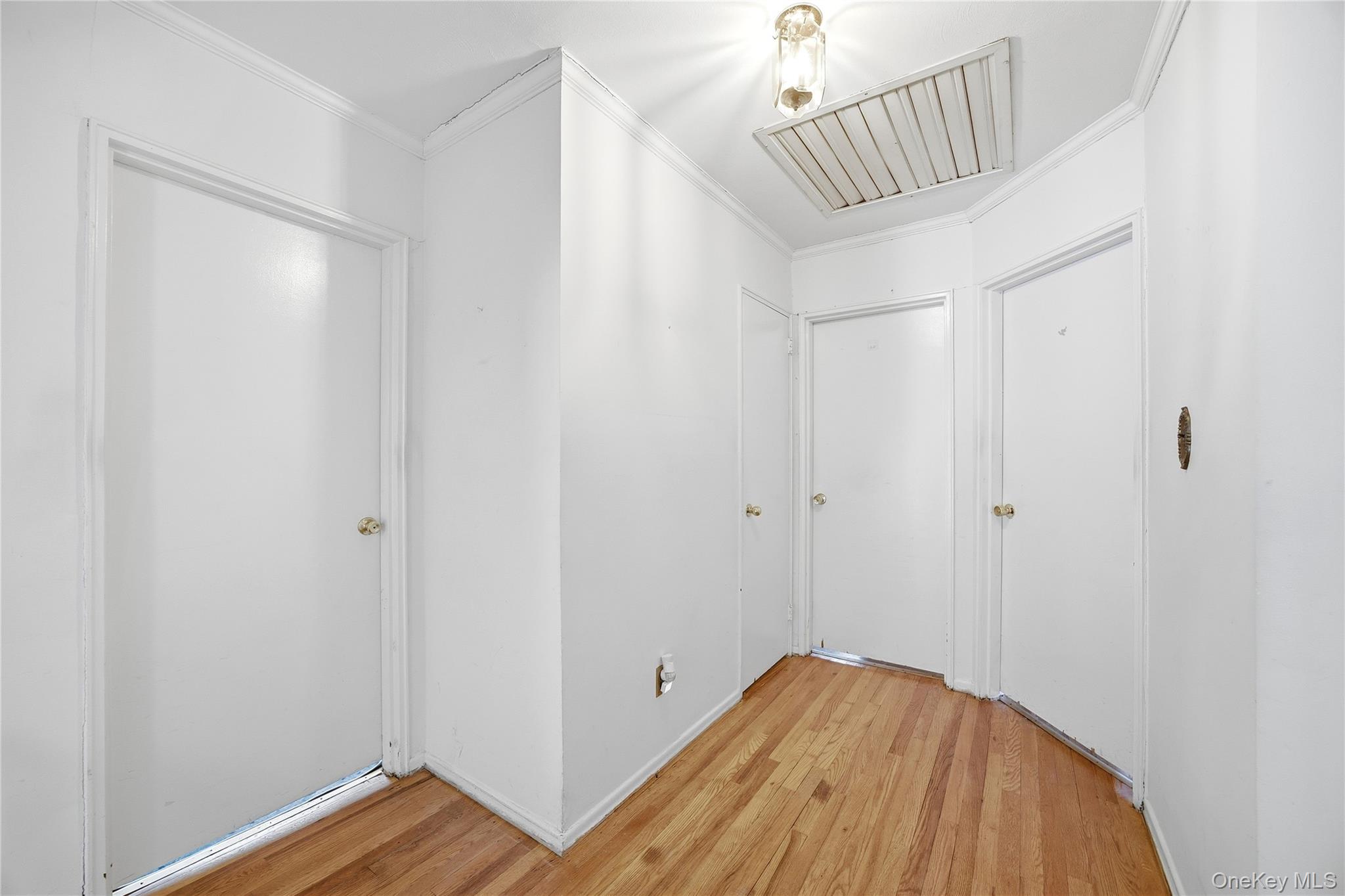 #15 photo, 12 Viola Drive, Glen Cove , NY 11542