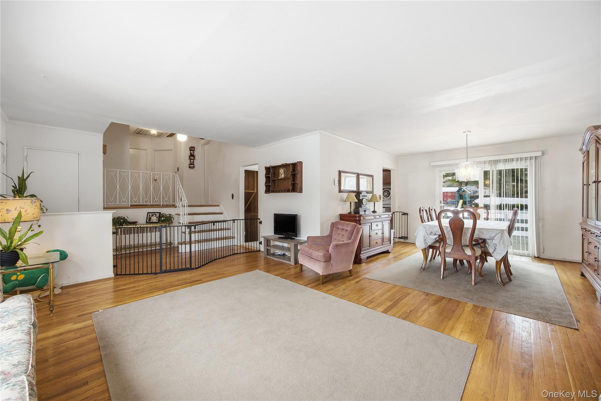 #6 photo, 12 Viola Drive, Glen Cove , NY 11542