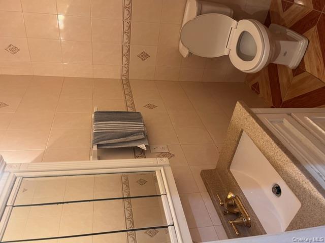 #12 photo, 49 Manor Road, Valley Stream , NY 11580