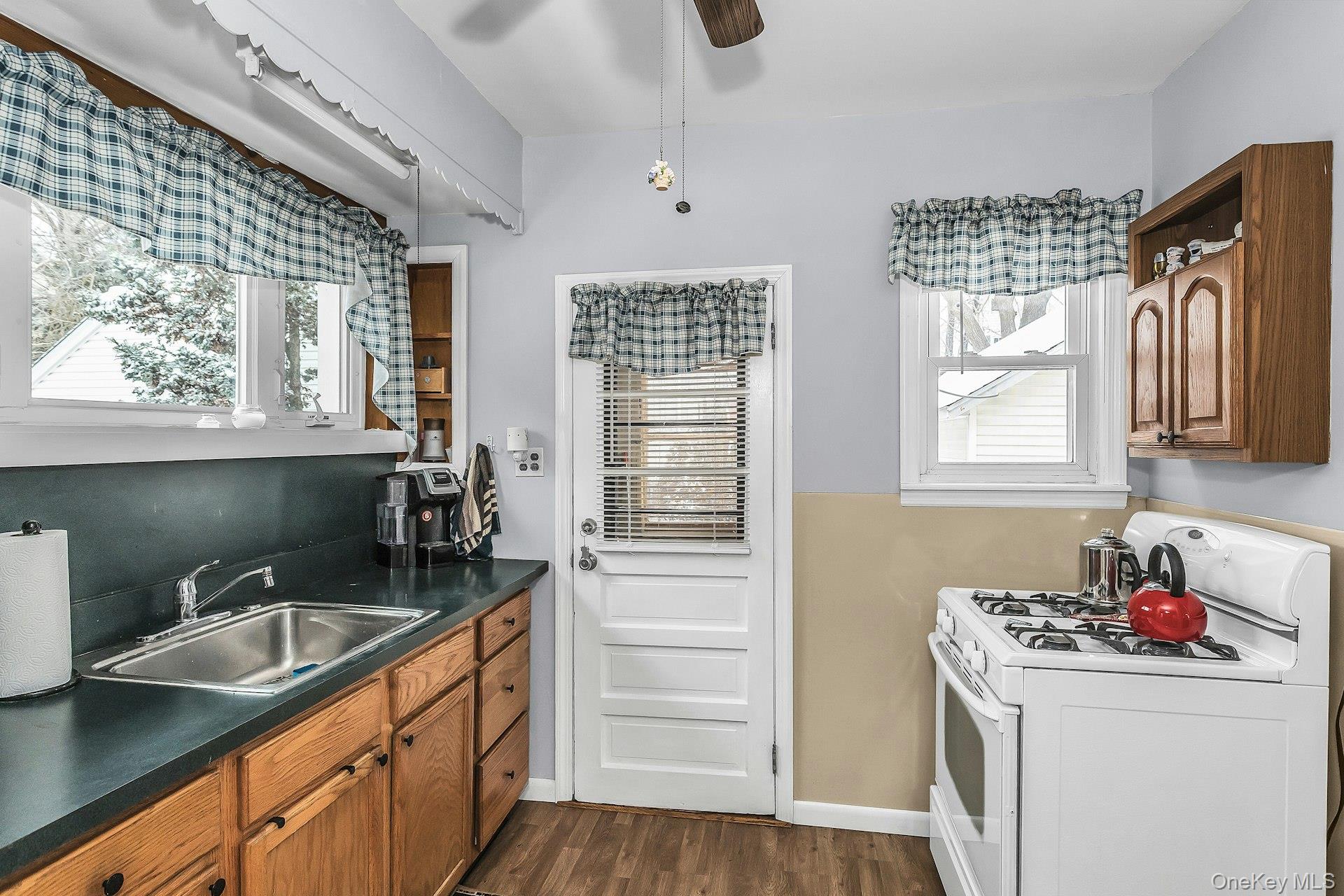 #9 photo, 9 Belmont Avenue, Floral Park , NY 11001