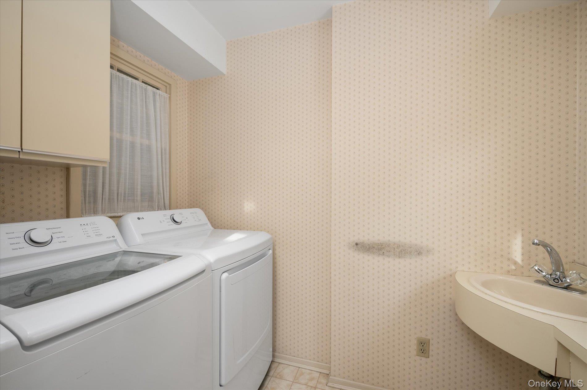 #15 photo, 336 W Hills Road, Huntington , NY 11743