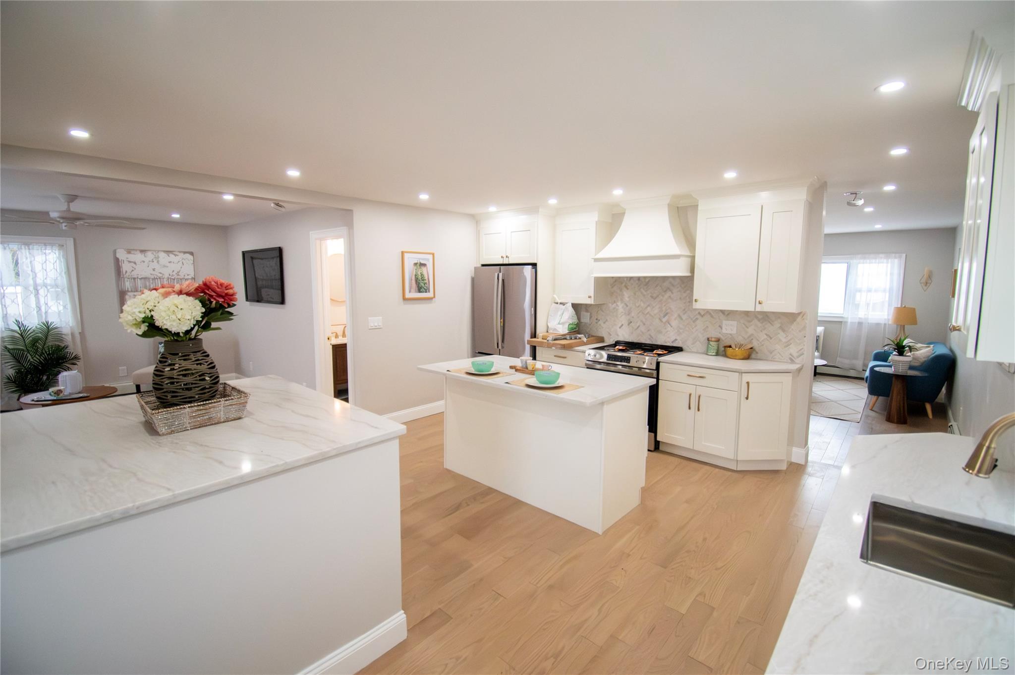 #6 photo, 937 Hastings Street, Baldwin , NY 11510