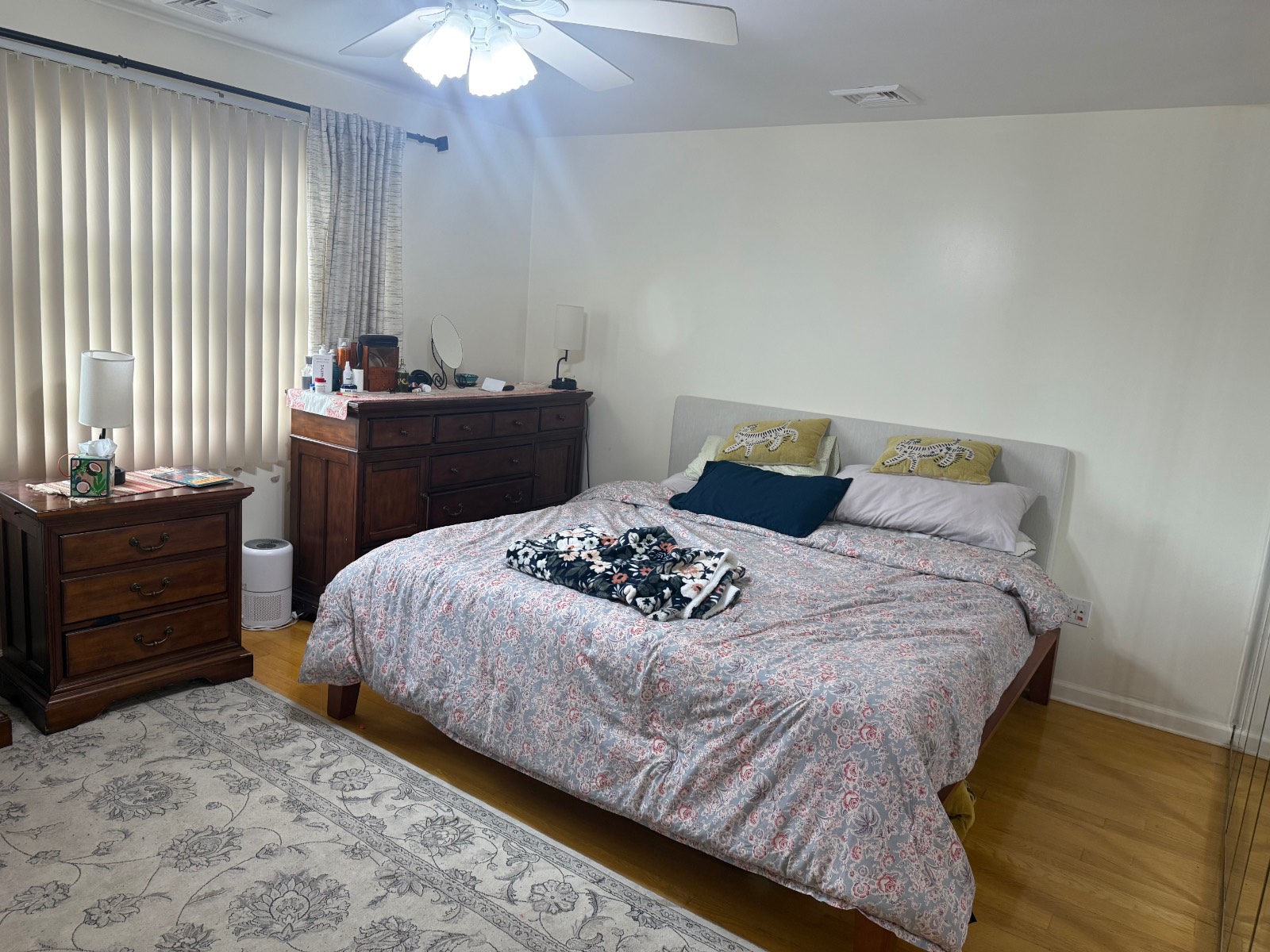 #11 photo, 284 Semton Blvd, Franklin Square , NY 11010