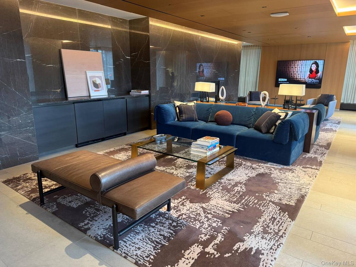 #13 photo, 450 Washington Street, #306, New York (Manhattan) , NY 10013