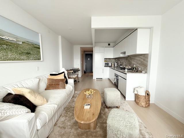 #2 photo, 450 Washington Street, #306, New York (Manhattan) , NY 10013