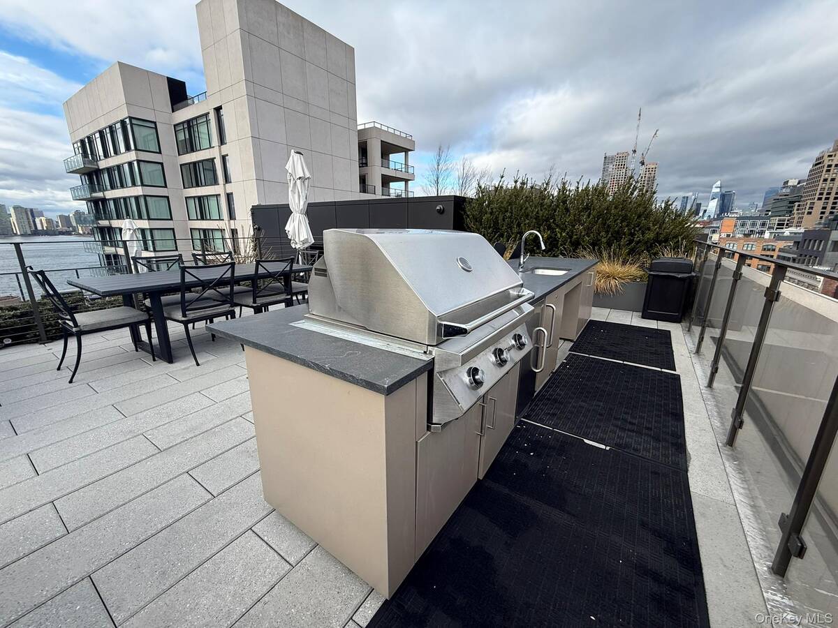 #25 photo, 450 Washington Street, #306, New York (Manhattan) , NY 10013