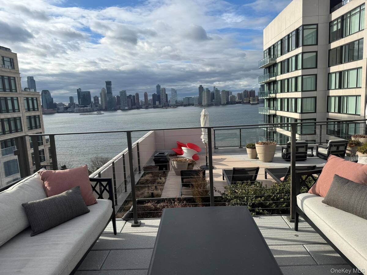 #28 photo, 450 Washington Street, #306, New York (Manhattan) , NY 10013