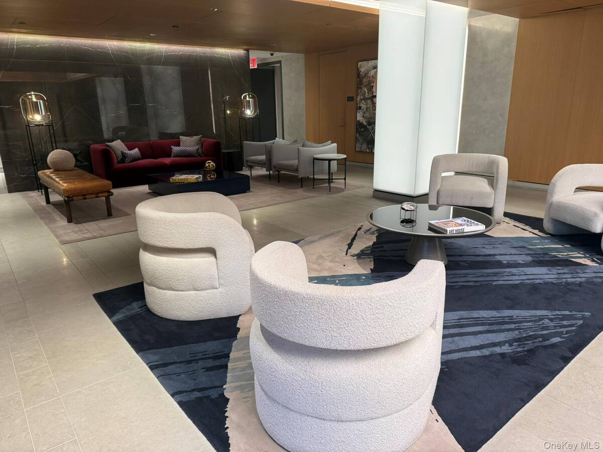 #7 photo, 450 Washington Street, #306, New York (Manhattan) , NY 10013