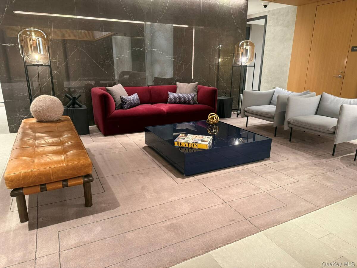 #8 photo, 450 Washington Street, #306, New York (Manhattan) , NY 10013