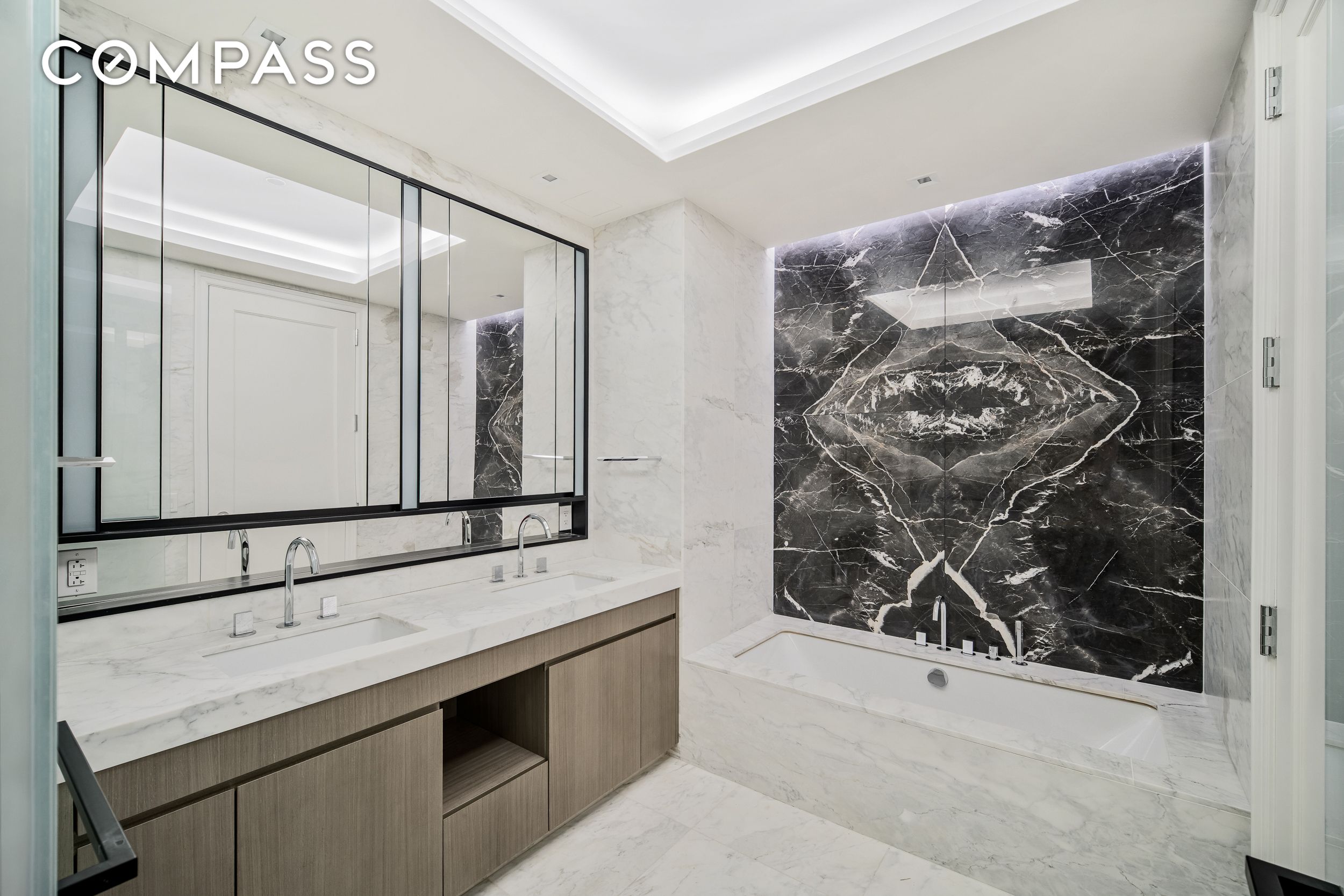 #8 photo, New York City, Tribeca , NY 10013