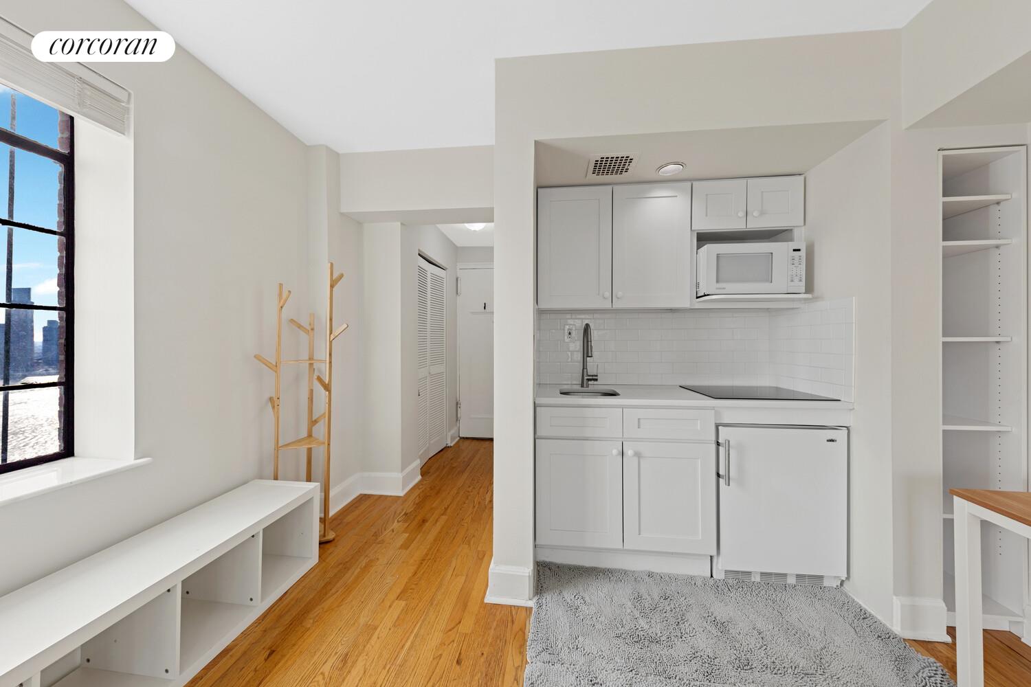 #3 photo, New York City, Turtle Bay , NY 10017