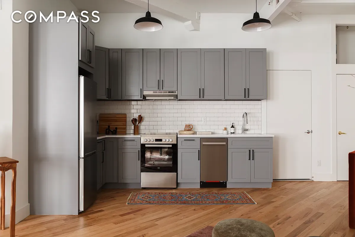 #7 photo, Brooklyn, Greenpoint , NY 11222