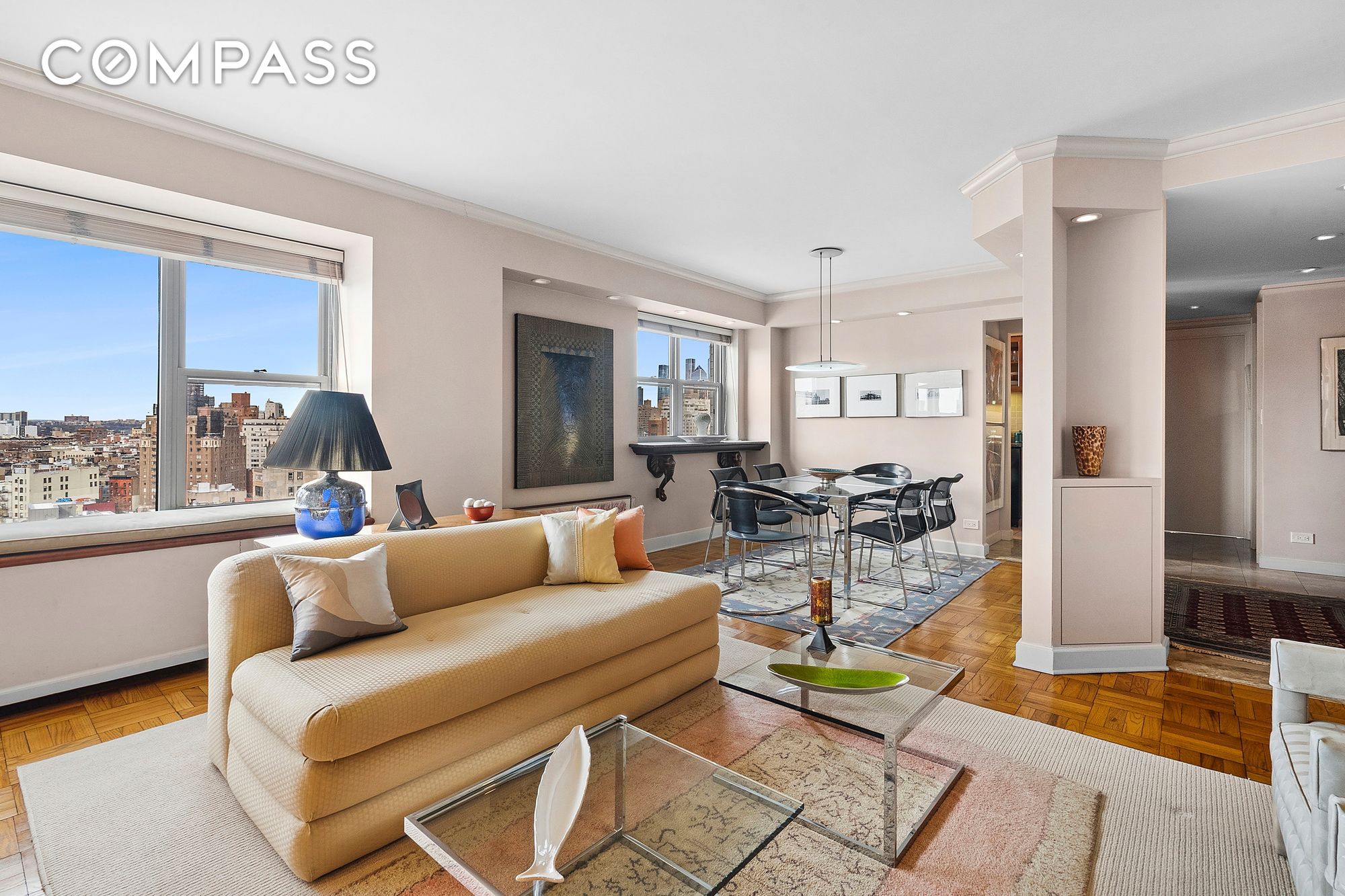 #3 photo, 2 5th Avenue, Greenwich Village , NY 10011