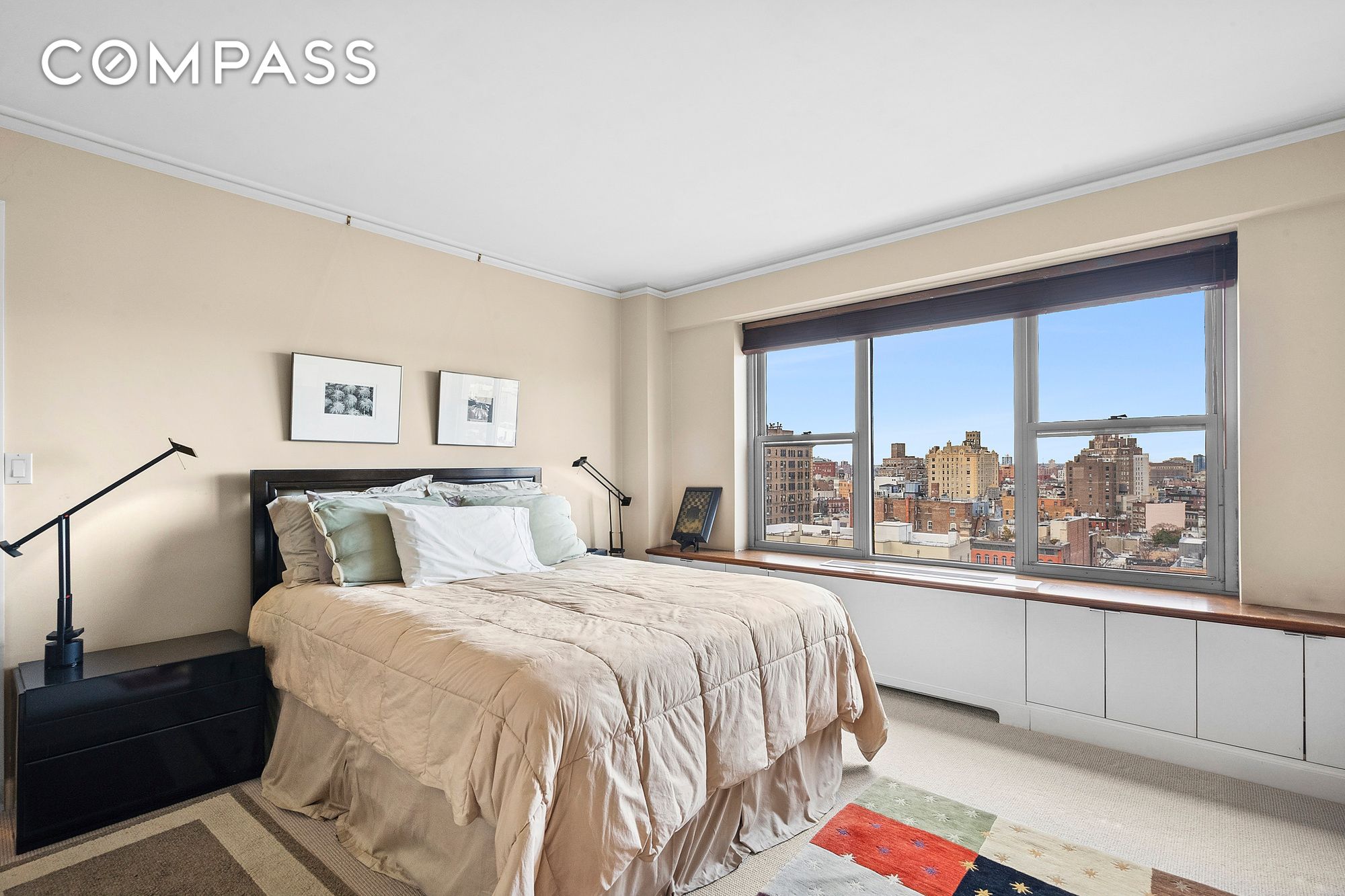 #5 photo, 2 5th Avenue, Greenwich Village , NY 10011