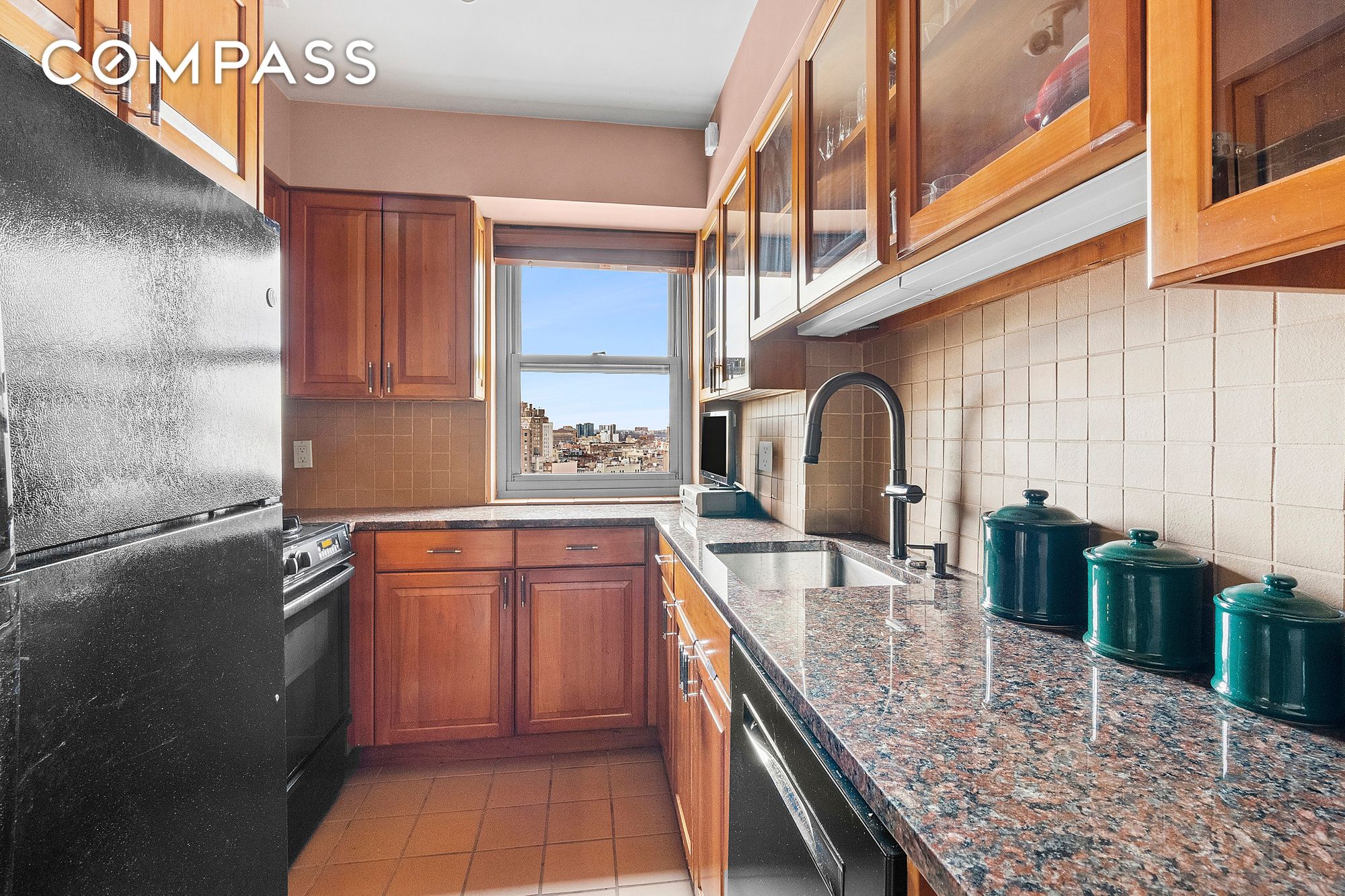 #6 photo, 2 5th Avenue, Greenwich Village , NY 10011