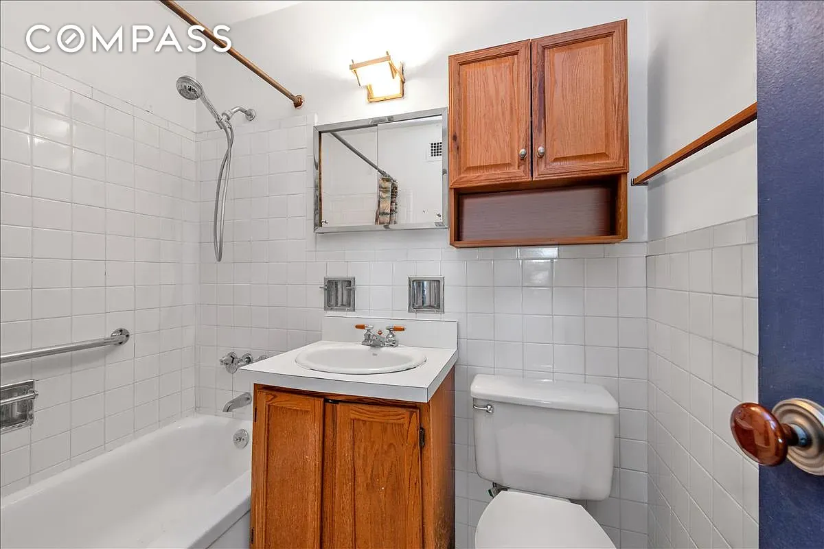 #6 photo, 3671 Hudson Manor Terrace, Riverdale , NY 10463