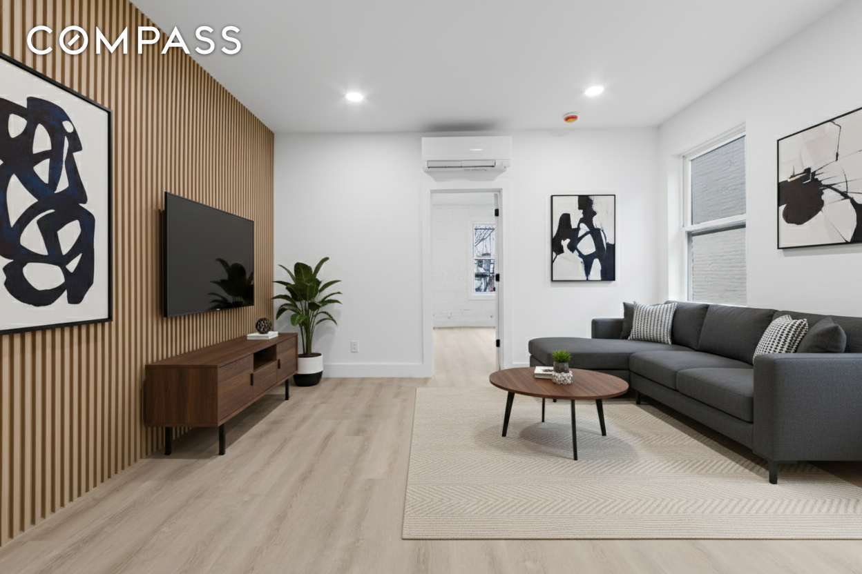 #4 photo, Astoria, Astoria , NY 11105