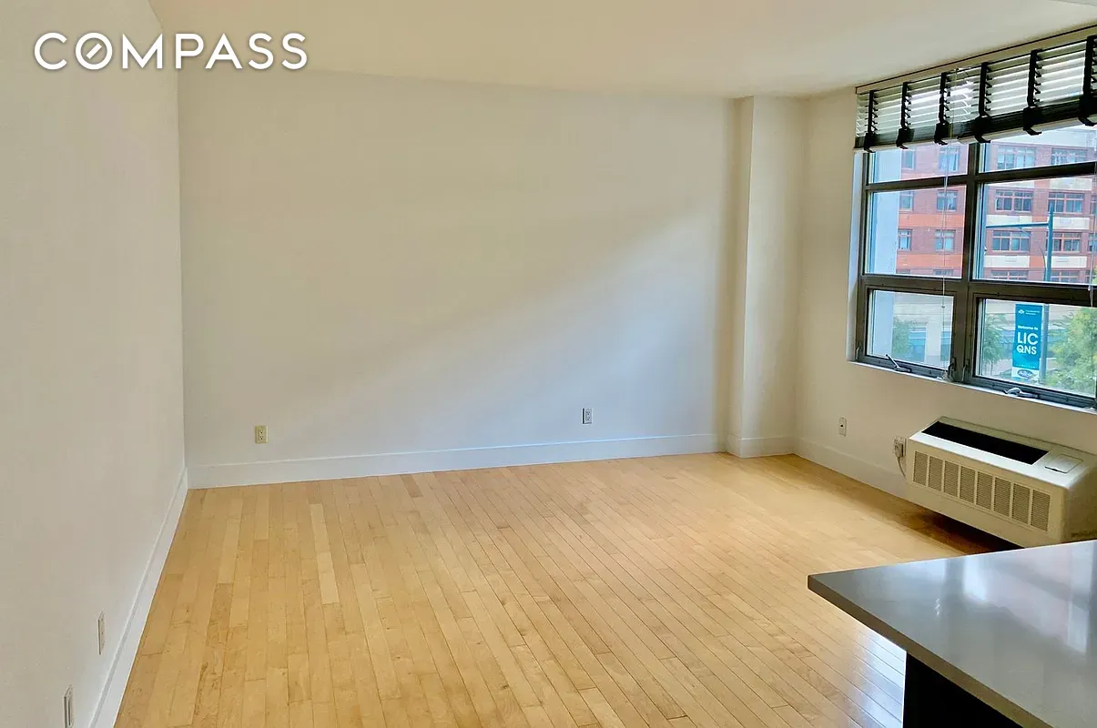 #6 photo, Long Island City, Long Island City , NY 11101