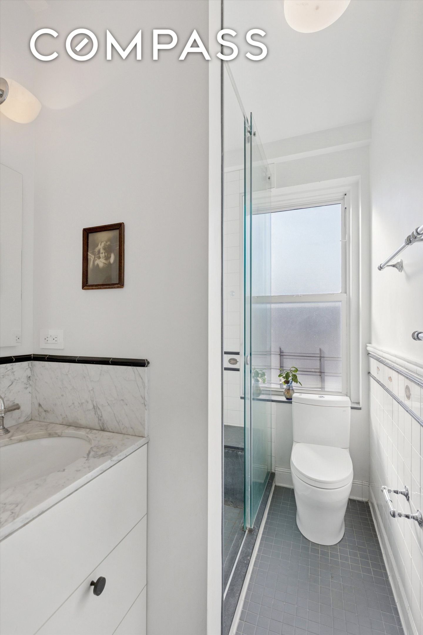 #13 photo, 127 W 82nd Street, Upper West Side , NY 10024