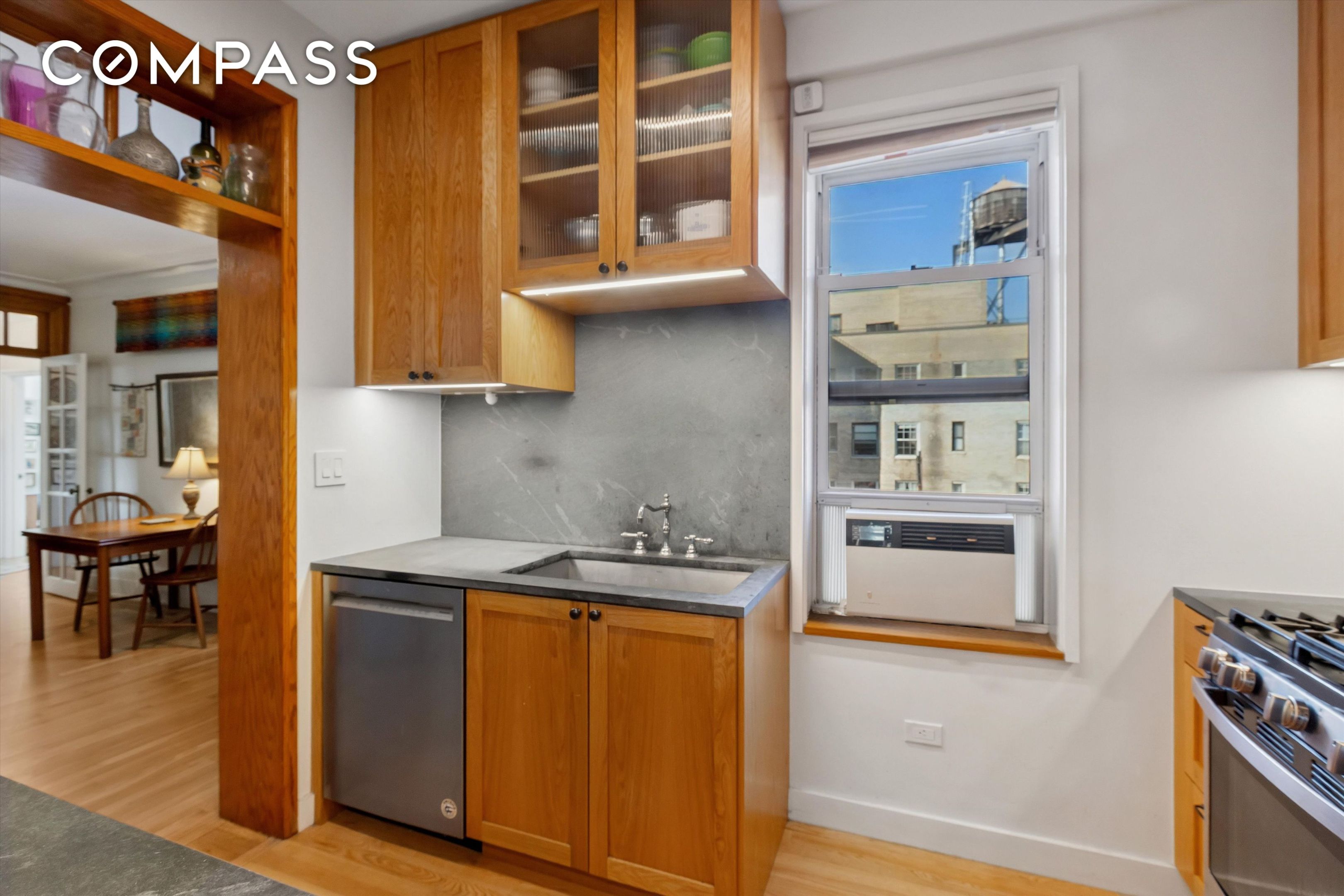 #8 photo, 127 W 82nd Street, Upper West Side , NY 10024