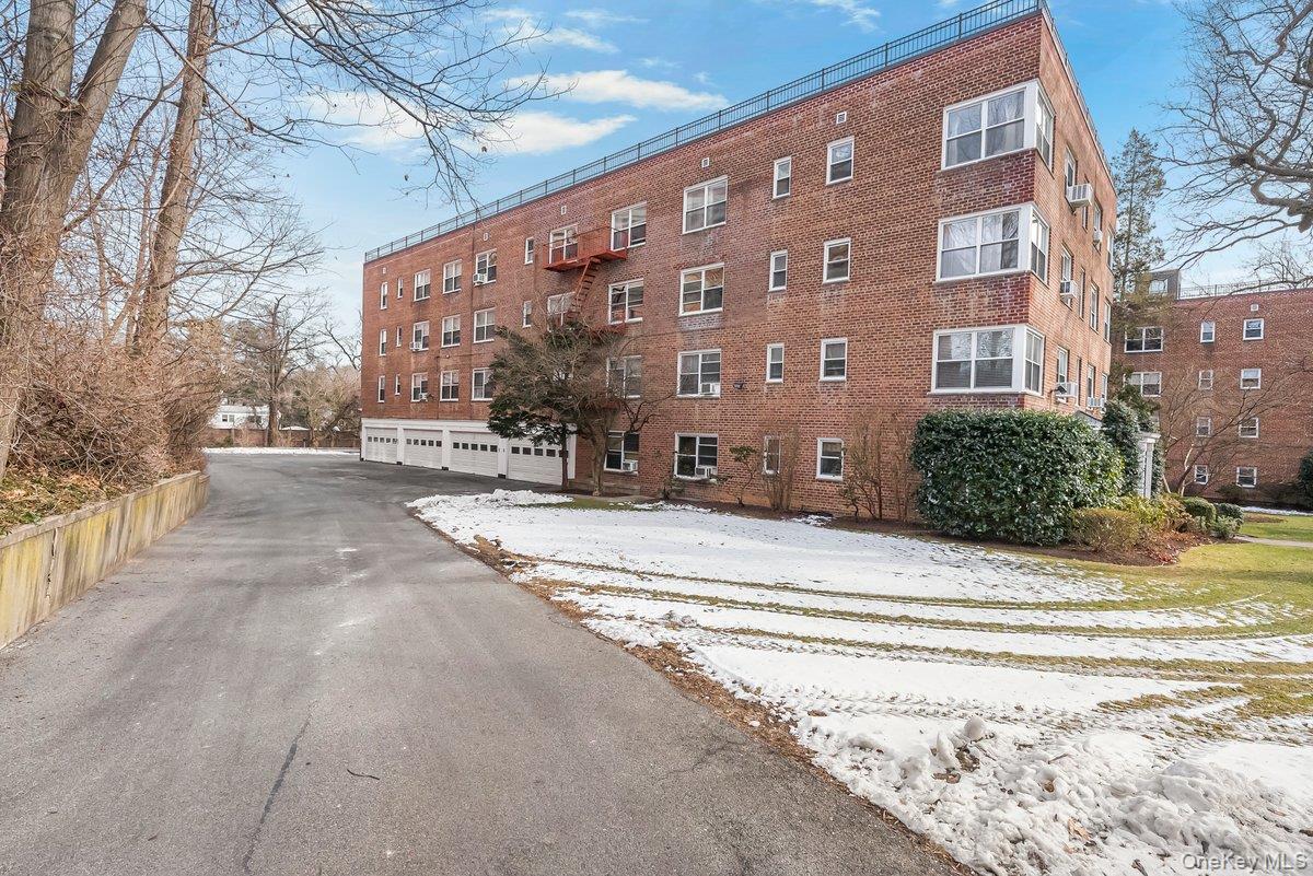 #17 photo, 781 Palmer Road, Yonkers , NY 10701