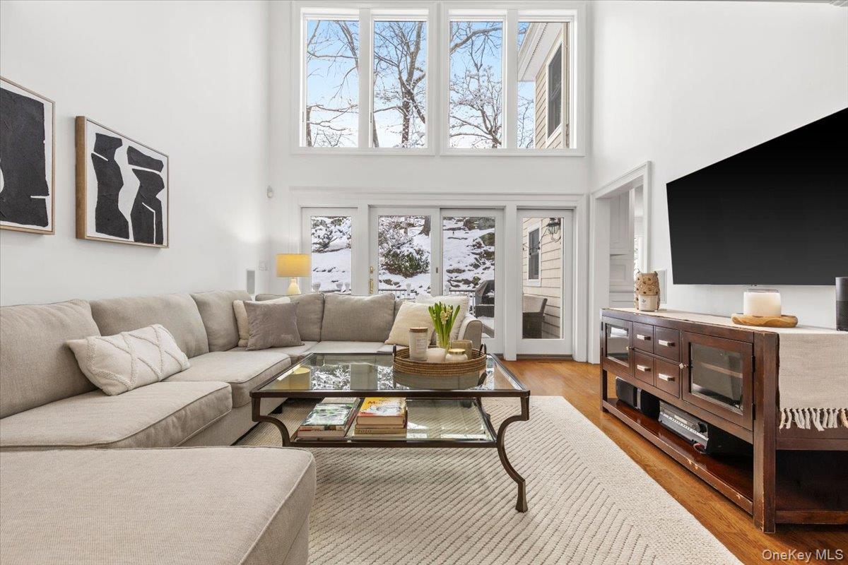 #17 photo, 14 Eagles Bluff, Rye Brook , NY 10573