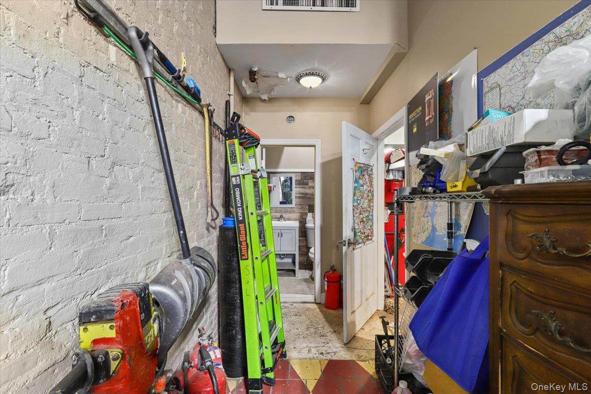 #11 photo, 296 City Island Avenue, Bronx , NY 10464