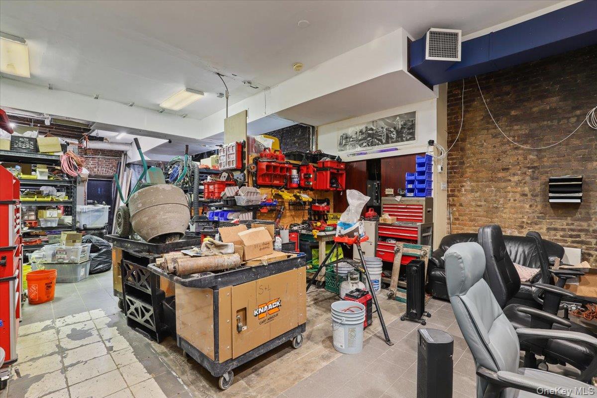 #8 photo, 296 City Island Avenue, Bronx , NY 10464