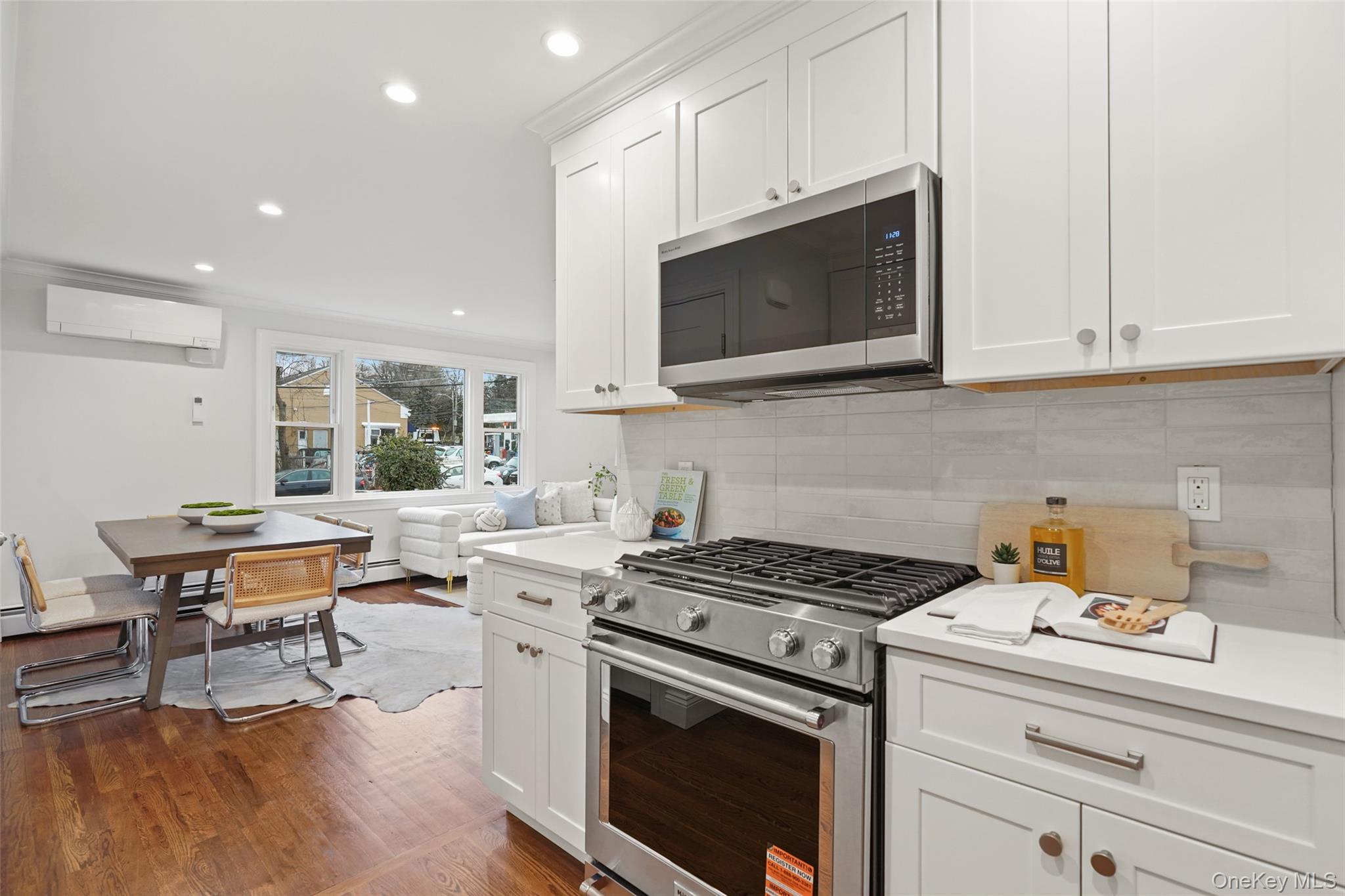 #4 photo, 11 Orchard Avenue, Rye , NY 10580