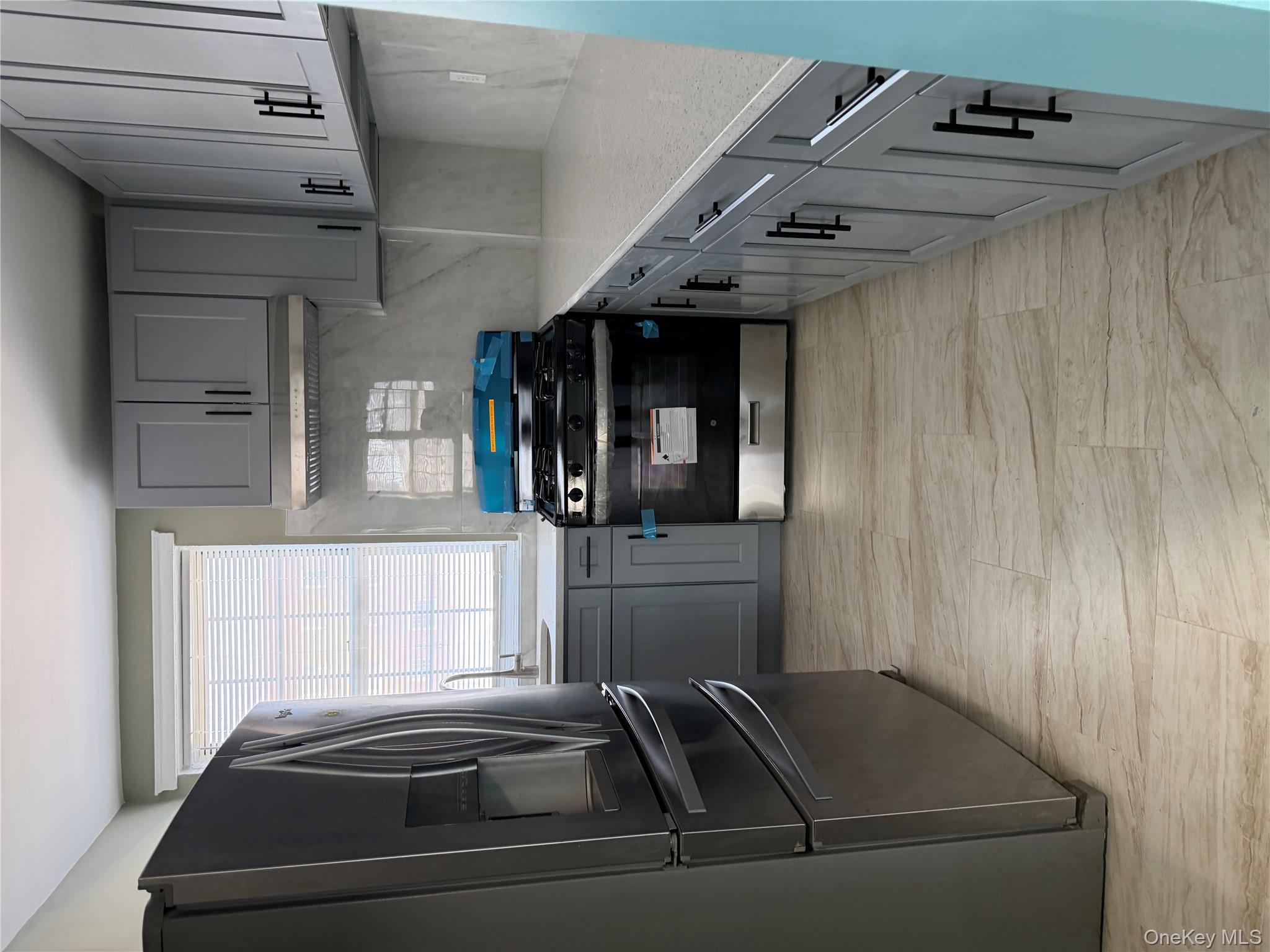 #2 photo, 78-13 Park Drive E, Flushing , NY 11367