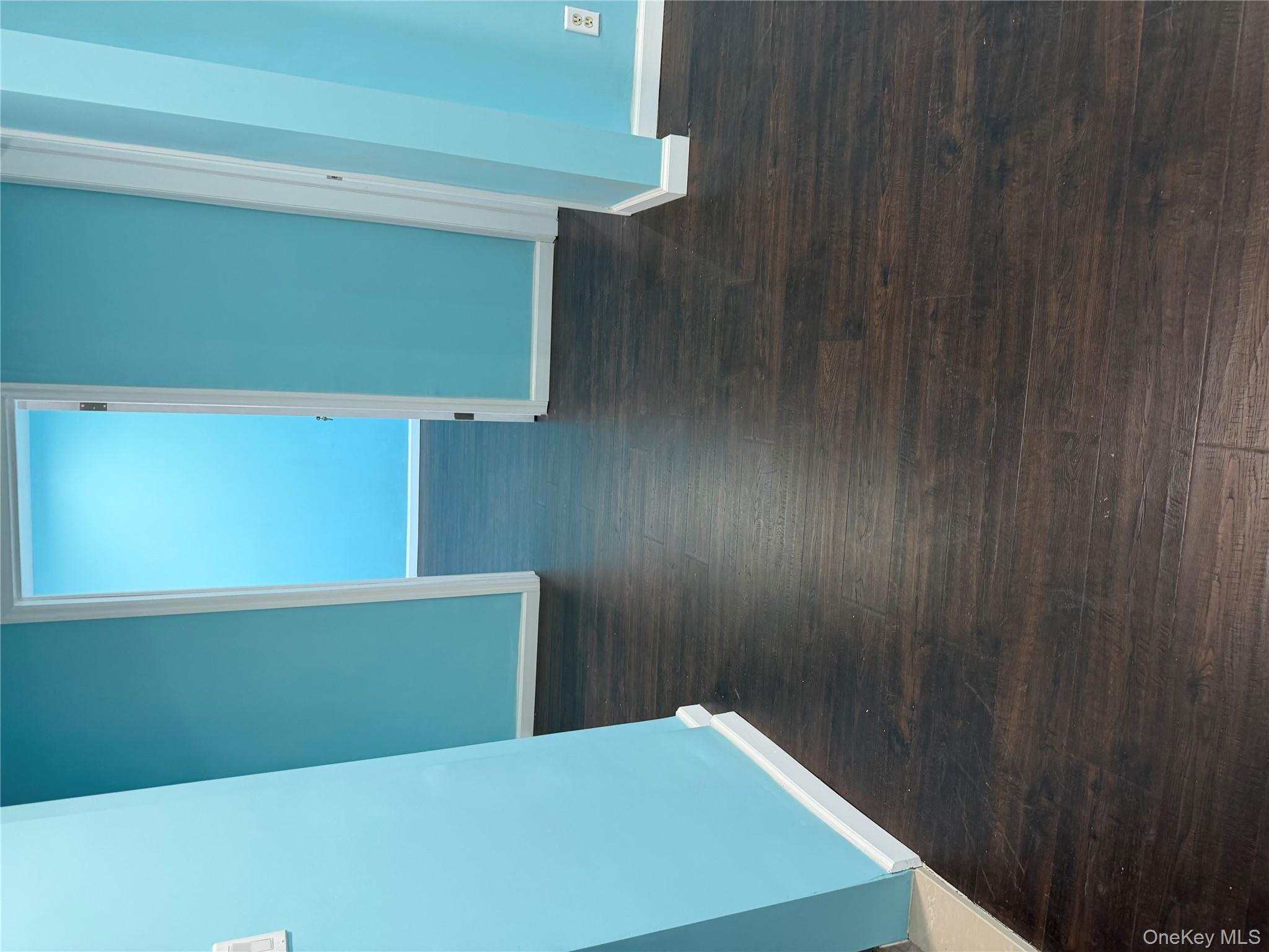 #7 photo, 78-13 Park Drive E, Flushing , NY 11367