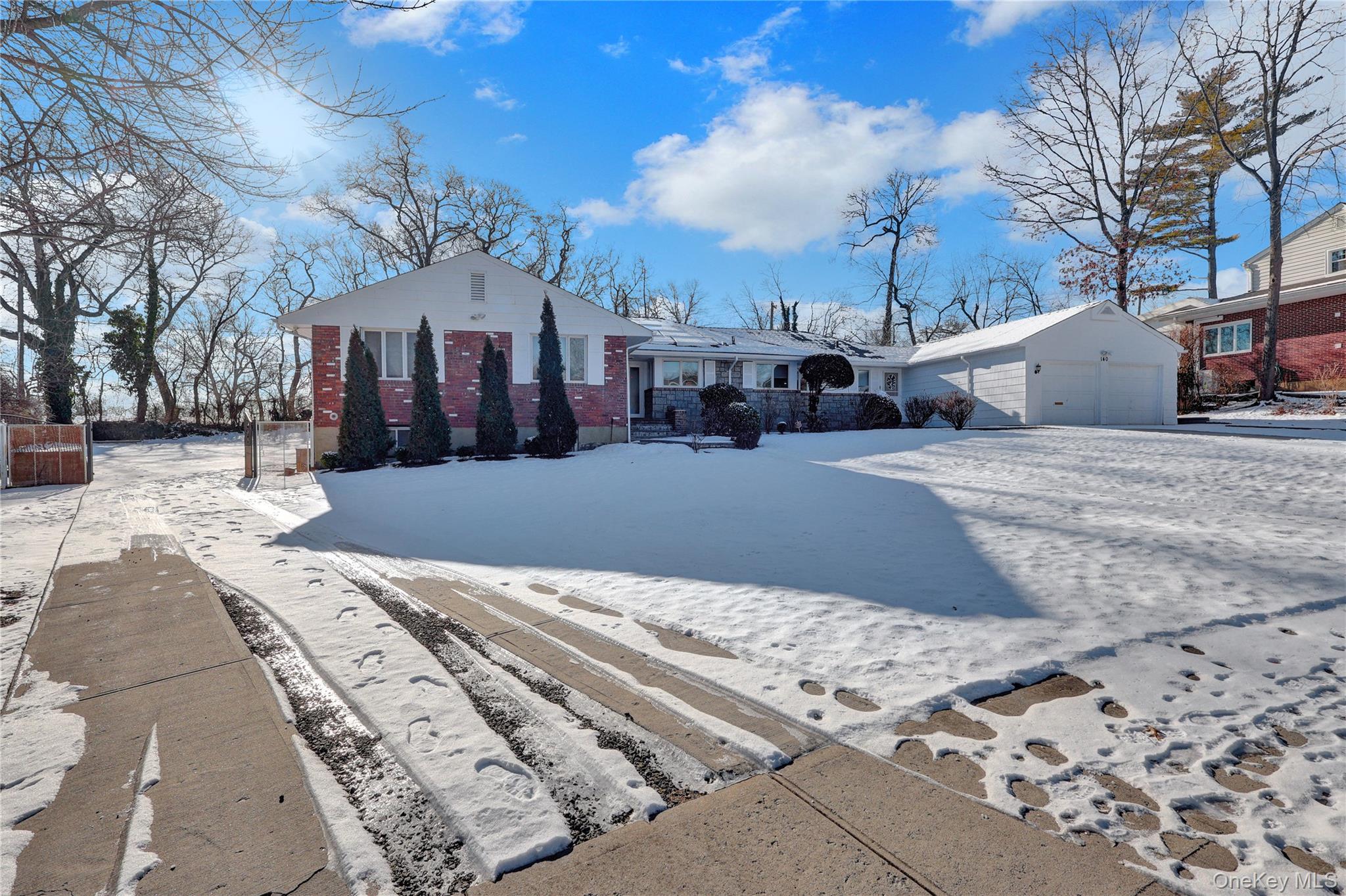 #2 photo, 140 Long Drive, Hempstead , NY 11550